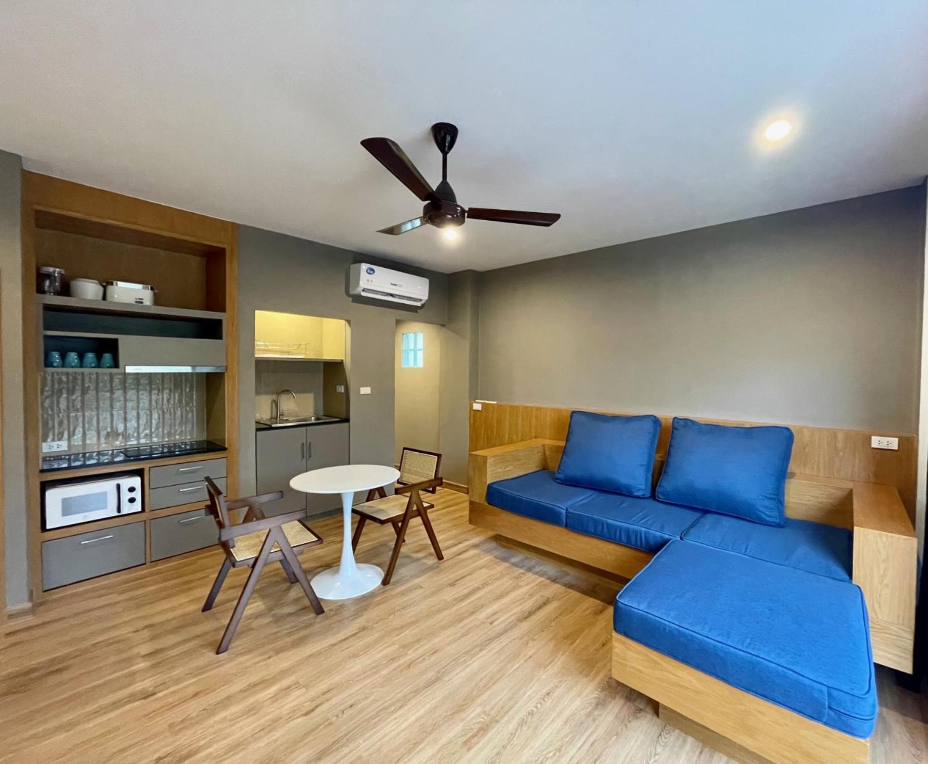 Room Actually Service Apartment Карон Экстерьер фото
