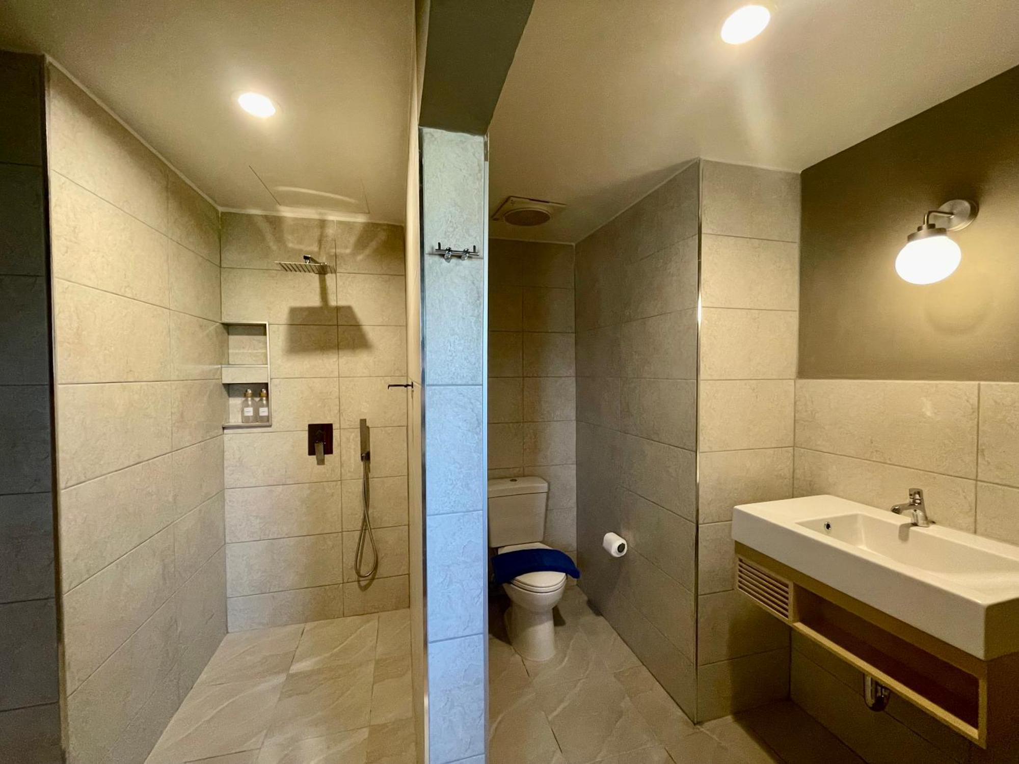 Room Actually Service Apartment Карон Экстерьер фото